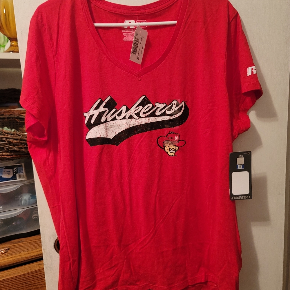RUSSELL Nebraska Huskers ladies tshirt